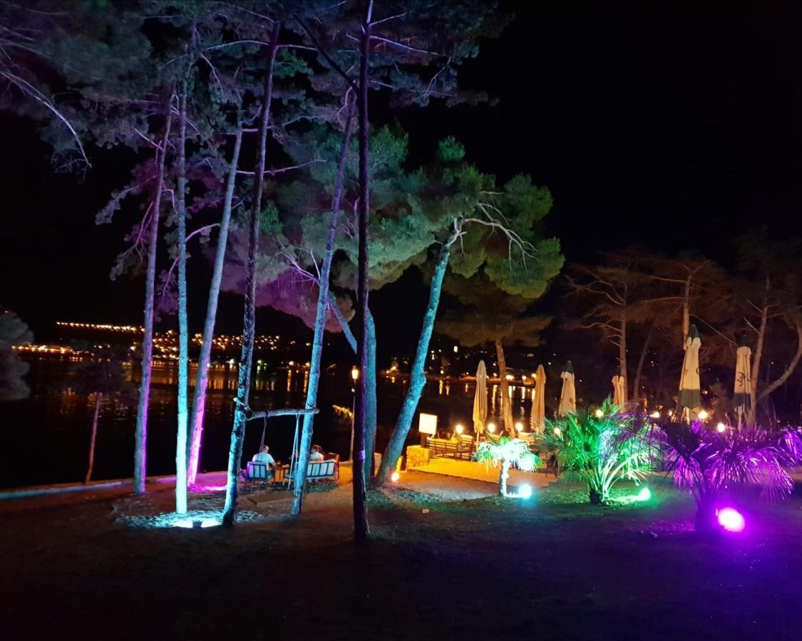 Apartments Mare & Mons Deluxe Малинска Экстерьер фото